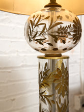 Load image into Gallery viewer, Flower Handblown Lamp