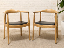 Load image into Gallery viewer, Modern Sculptural Oak Horseshoe Armchair with Black Seat