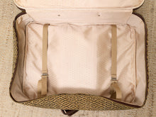 Load image into Gallery viewer, Ventura Vintage Luggage