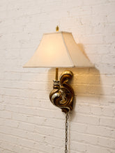 Load image into Gallery viewer, Hollywood Regency Sconce