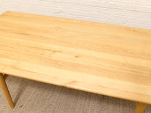 Load image into Gallery viewer, Hans Wegner Style Oak Dining Table