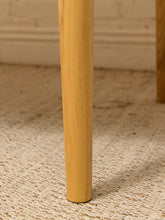 Load image into Gallery viewer, Hans Wegner Style Oak Dining Table