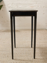 Load image into Gallery viewer, Vintage Chinoiserie Black Lacquer Side Table with Hand-Painted Asian Scene