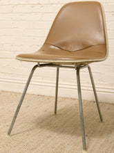 Load image into Gallery viewer, Charles & Ray Eames DKX Wire Chair for Herman Miller