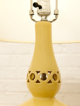 Load image into Gallery viewer, Vintage Mid-Century Atomic Ceramic Table Lamp with Cutout Base