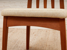 Load image into Gallery viewer, Benny Linden Vintage Chairs