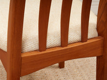 Load image into Gallery viewer, Benny Linden Vintage Chairs