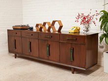 Load image into Gallery viewer, Monte Verde Young Vintage Credenza