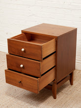 Load image into Gallery viewer, Pair of Vintage 3 Drawer Nightstands