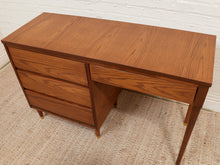 Load image into Gallery viewer, Oak 4 Drawer Desk