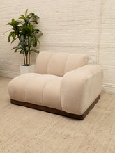 Load image into Gallery viewer, Margot Arm in Amici Sand