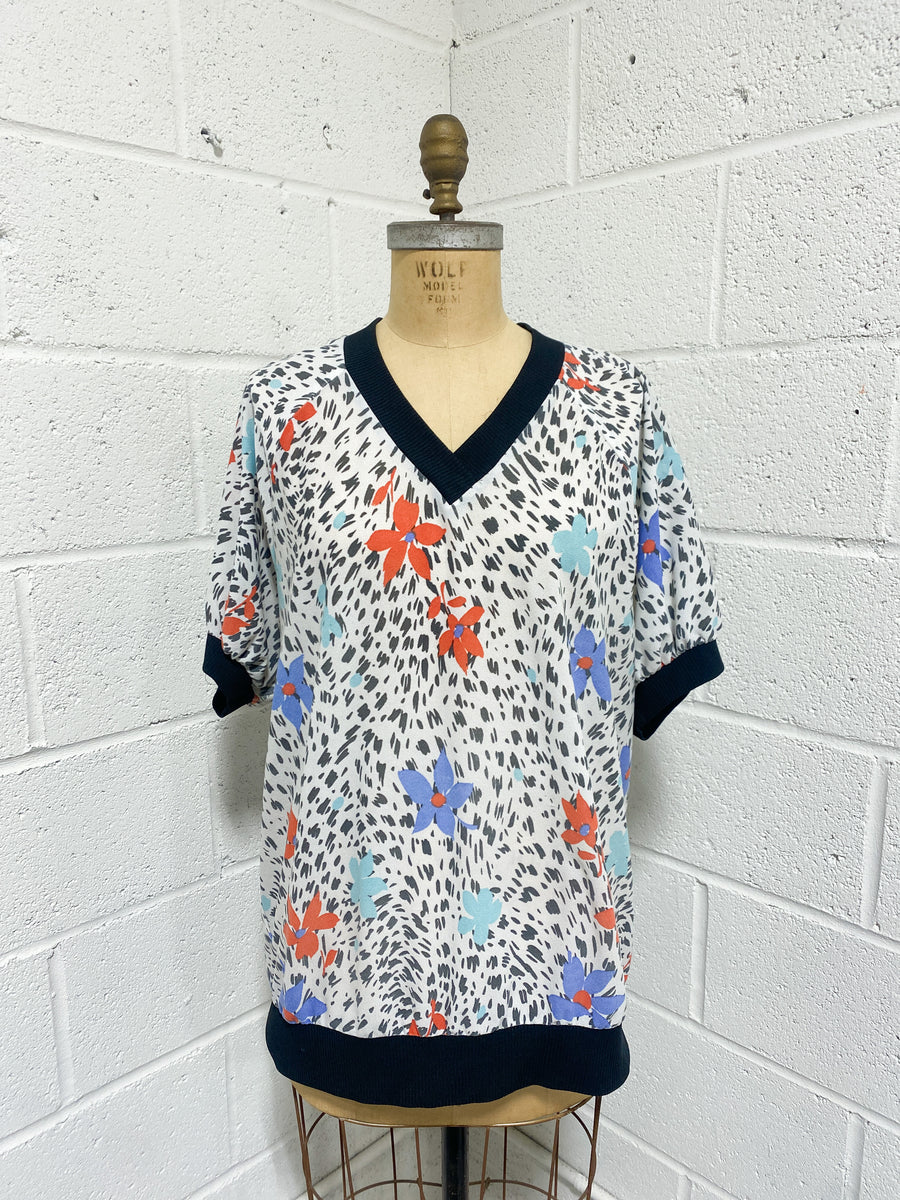 Vintage White Sheer V-neck Blouse (20W) – Sunbeam Vintage