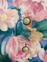 Load image into Gallery viewer, Vintage Floral 2 Piece Skirt + Blouse Set (22W)