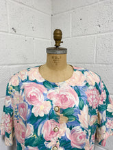 Load image into Gallery viewer, Vintage Floral 2 Piece Skirt + Blouse Set (22W)