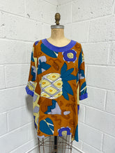 Load image into Gallery viewer, Vintage Art Blouse (22)
