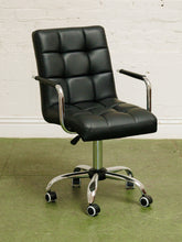 Load image into Gallery viewer, Black Square Tufted Office Chair