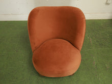 Load image into Gallery viewer, Tova Club Chair