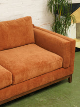 Load image into Gallery viewer, Lisette Sectional with Bumper chaise in Sienna