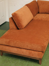 Load image into Gallery viewer, Lisette Sectional with Bumper chaise in Sienna