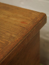 Load image into Gallery viewer, Small Wood Cedar Chest