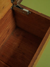 Load image into Gallery viewer, Small Wood Cedar Chest