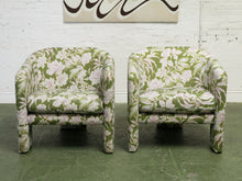 Load image into Gallery viewer, Green Floral Club Chair