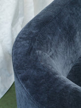 Load image into Gallery viewer, Bonnie in Amici Indigo