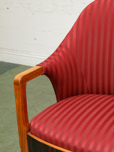 Load image into Gallery viewer, French Striped Chair