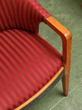 Load image into Gallery viewer, French Striped Chair