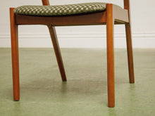 Load image into Gallery viewer, TRex chair in Olive Green