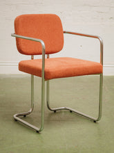 Load image into Gallery viewer, Futini Chair