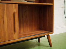 Load image into Gallery viewer, Bailey Shelf with Storage