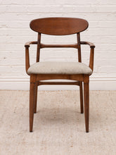 Load image into Gallery viewer, Set a four American walnut chairs