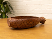 Load image into Gallery viewer, Pineapple Vintage Monkey wood Bowl
