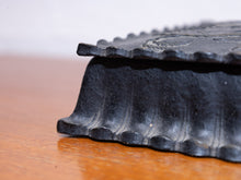 Load image into Gallery viewer, Vintage Syroco Trinket Box Black Japanese Pagoda Landscape