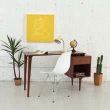 Load image into Gallery viewer, Sunbeam Exclusive Montgomery Desk