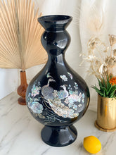 Load image into Gallery viewer, Mother of Pearl Inlay Vase