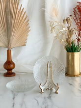 Load image into Gallery viewer, Depression Glass Clear Plates - Set of 3