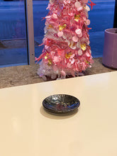 Load image into Gallery viewer, Glazed Ceramic Ring Holder