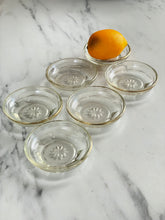 Load image into Gallery viewer, Glass Coaster Set