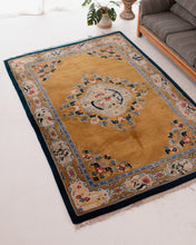 Load image into Gallery viewer, Yellow Gold Antique Rug