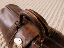 Load image into Gallery viewer, Leather Bag