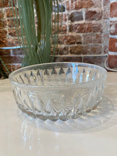 Load image into Gallery viewer, Vintage Crystal Bowl