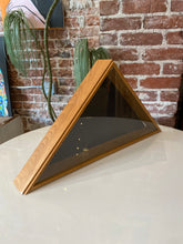 Load image into Gallery viewer, Vintage Flag Case