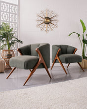 Load image into Gallery viewer, Park Avenue Chair in Pesto