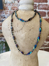 Load image into Gallery viewer, Iridescent Beaded Necklace