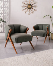 Load image into Gallery viewer, Park Avenue Chair in Pesto