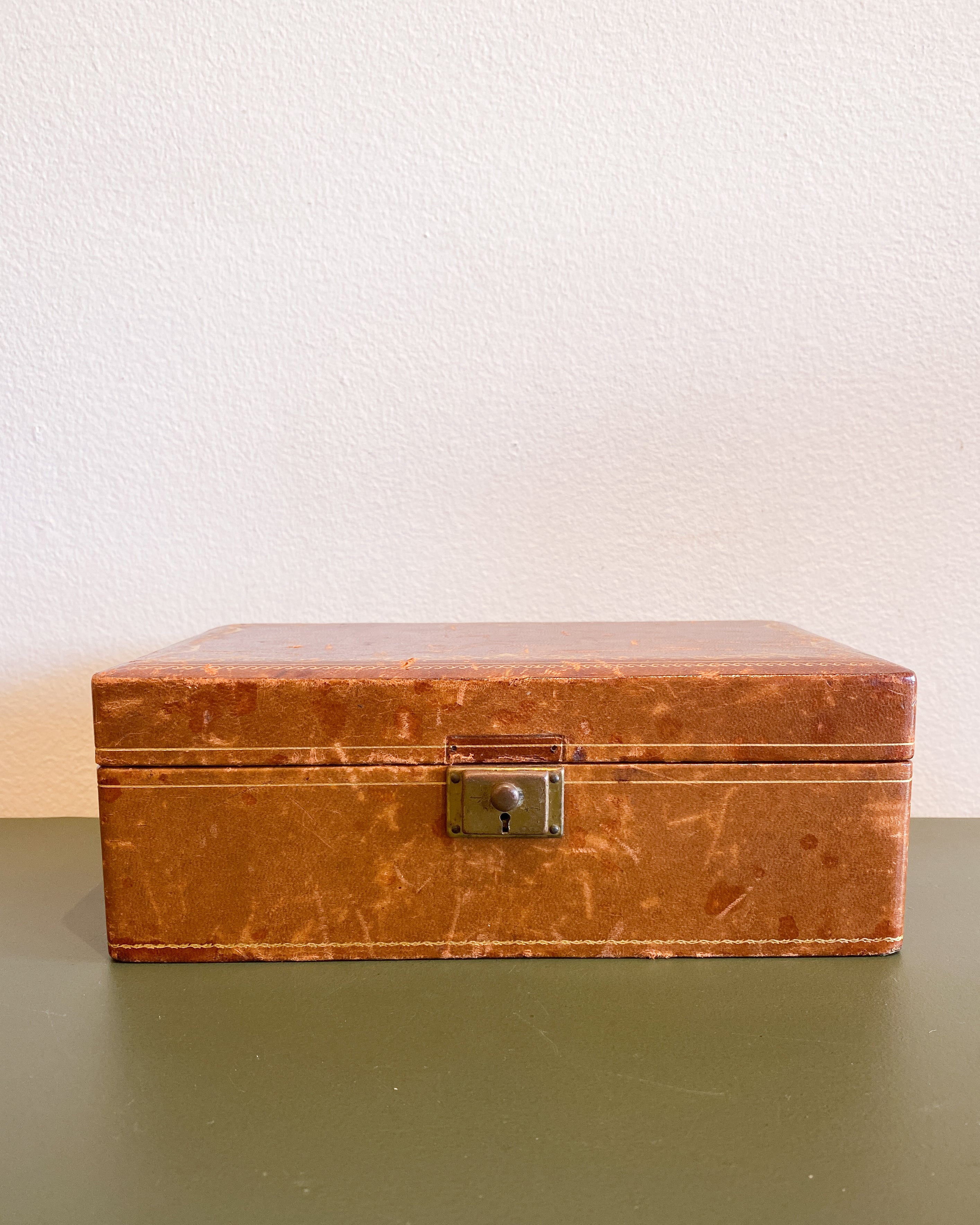 Antique Leather Jewelry Boxes high quality