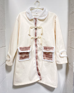 Lightweight Cream Jacket with Toggle Buttons (4)