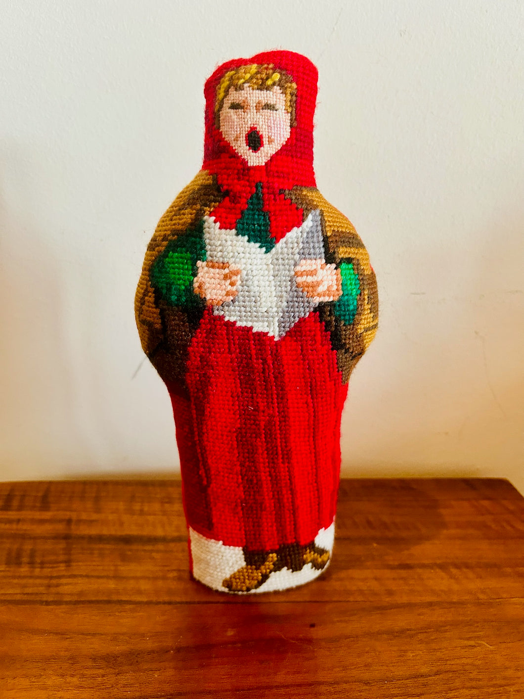 Needlepoint Standing Tall Dickens Female Caroler